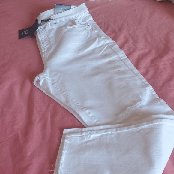 Jeans - Picture 3 of 6